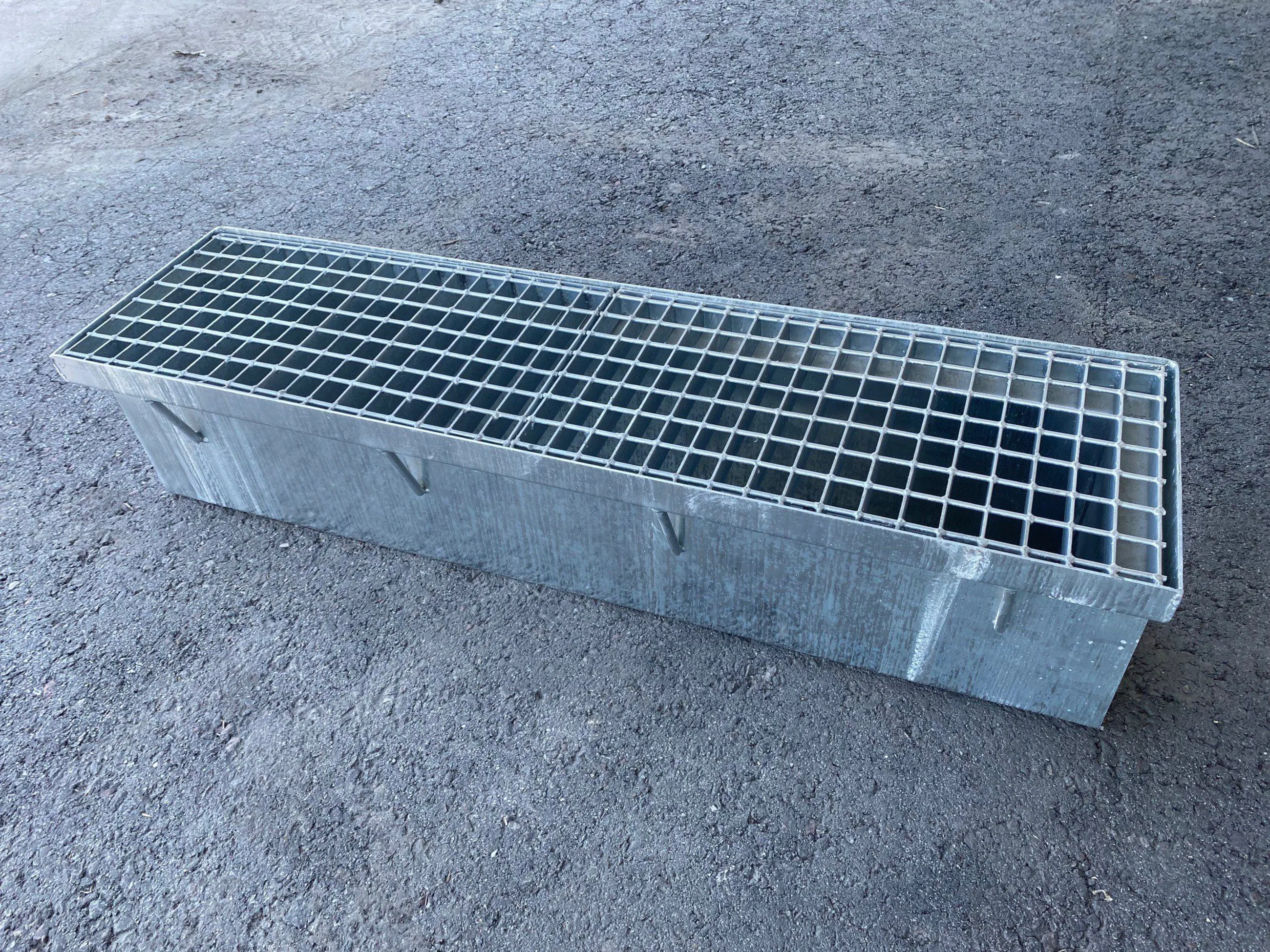 Avloppsbrunn 1200x310 mm med Gallerdurk Stål - Bild 1