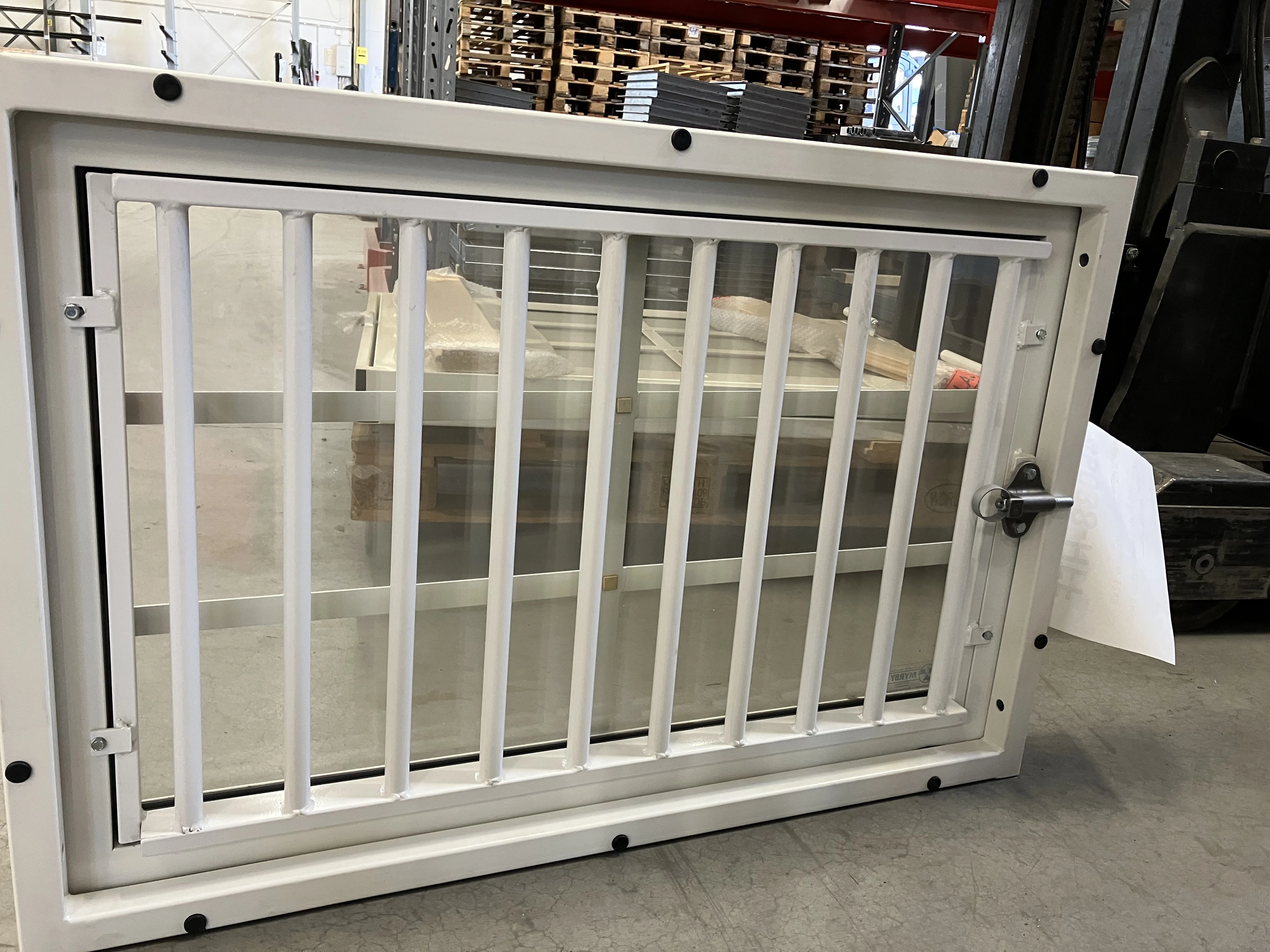 HFPGP Stålfönster 12x8 VB Galler SP 2L1S RAL 9010 - PGP45038-HF-9010