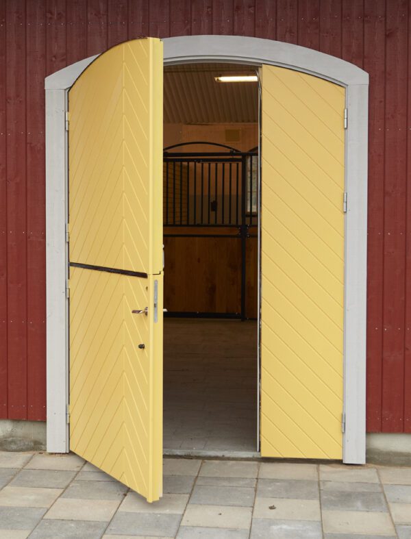 Ytterdörrar i trä